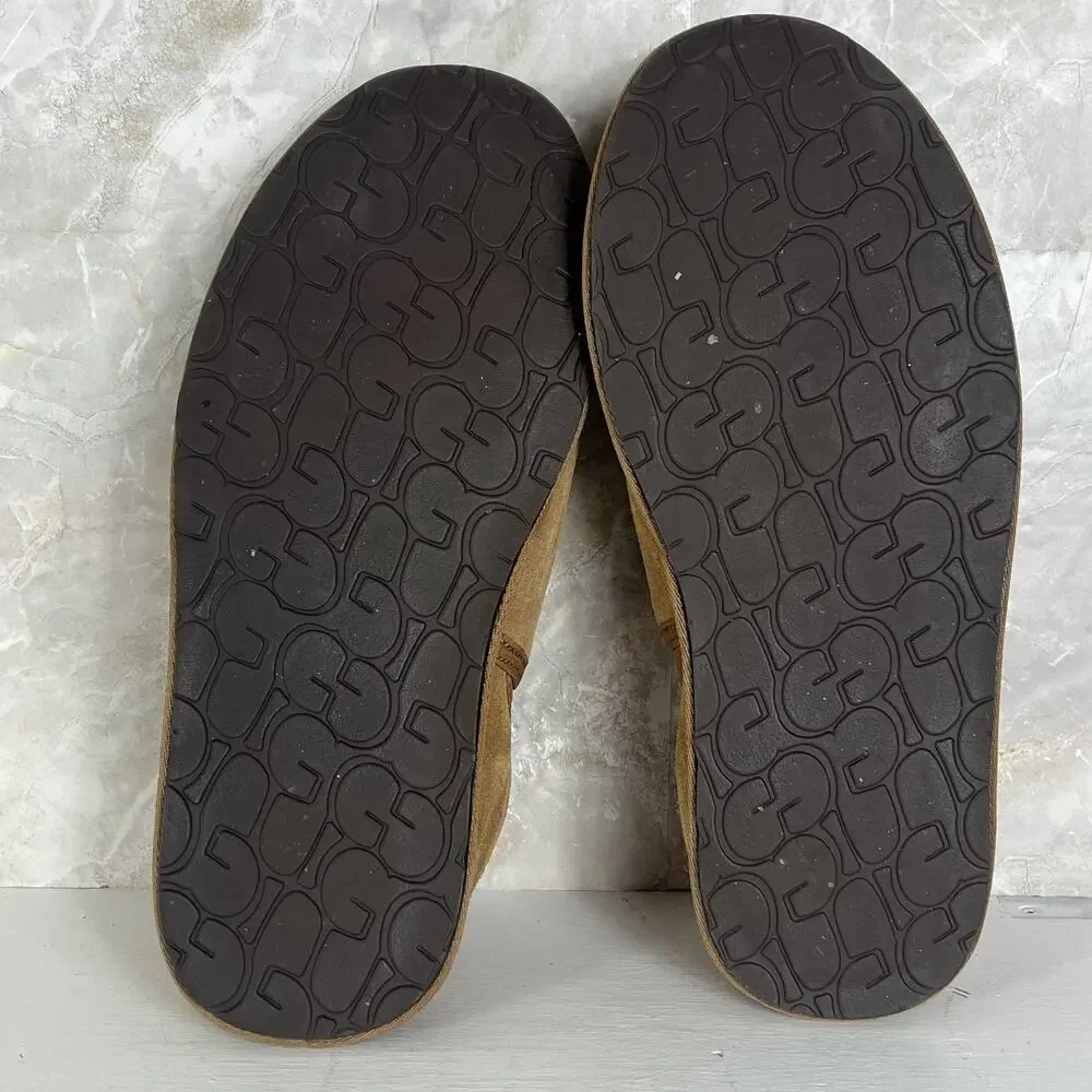 UGG Scuff Romeo Slippers Men’s Size 10 Chestnut Suede Leather Fur Moccasins